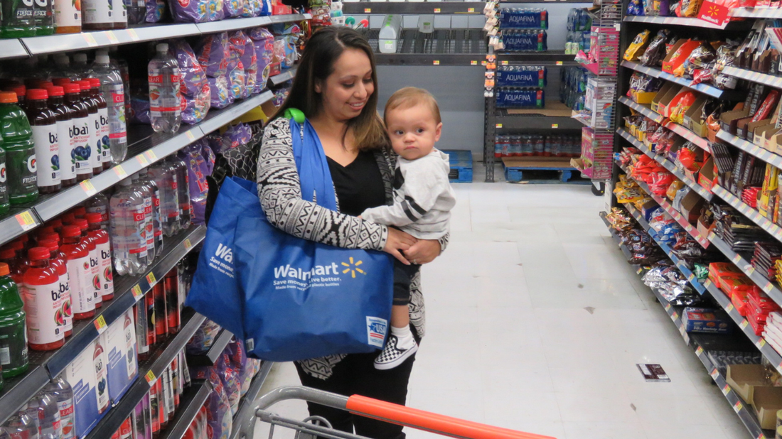 How to Carry Groceries Without Hurting Your Hands